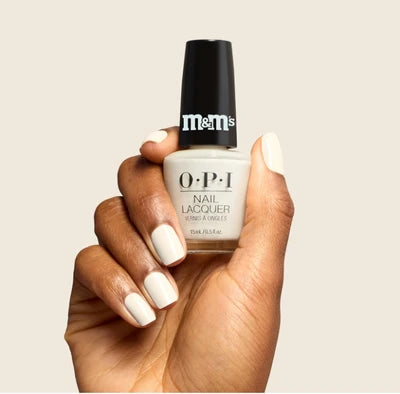 OPI M&M'S Nail Lacquer White Choco-hot HPT11 0.5 oz