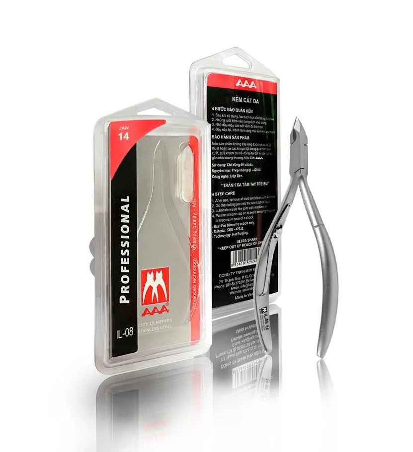 UNS AAA Cuticle Nipper IL-08 with 14-jaw nail tool for precise cuticle trimming, shown in close-up image.