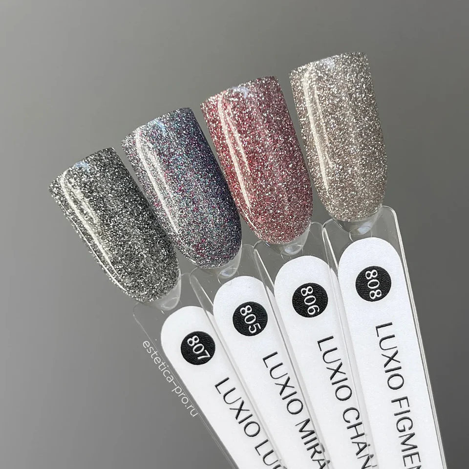 Luxio Soak-Off Gel Polish Figment with Glitter in 15ml jar, showcasing vibrant purple gel with glittery finish on nail swatch.