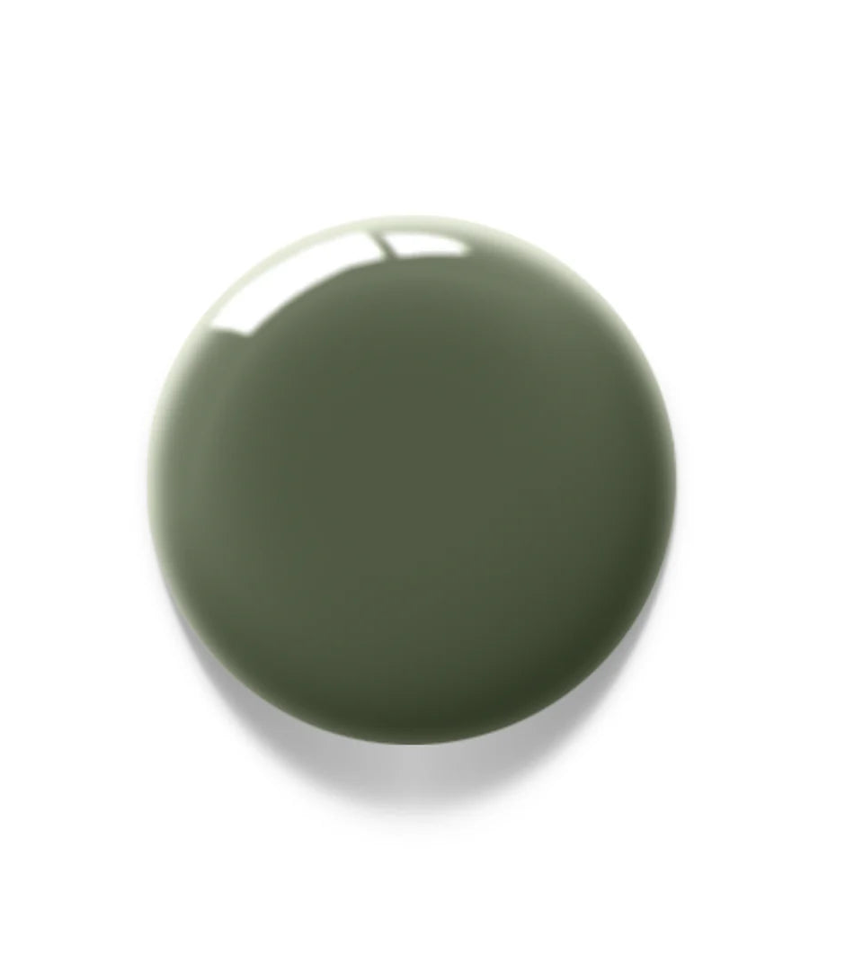 Luxio gel polish in Vert shade, 15ml bottle, soak-off gel nail polish with vibrant green color from Luxio brand