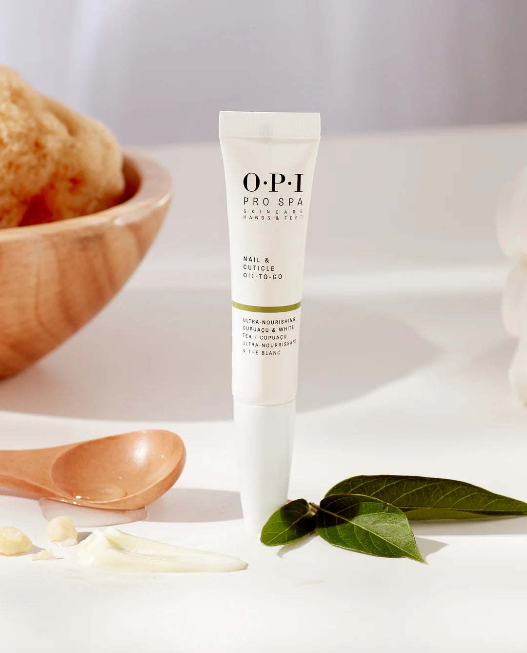 OPI Pro Spa Nail & Cuticle Oil to go 7.5 mL /0.25 Oz - Universal Nail Supplies