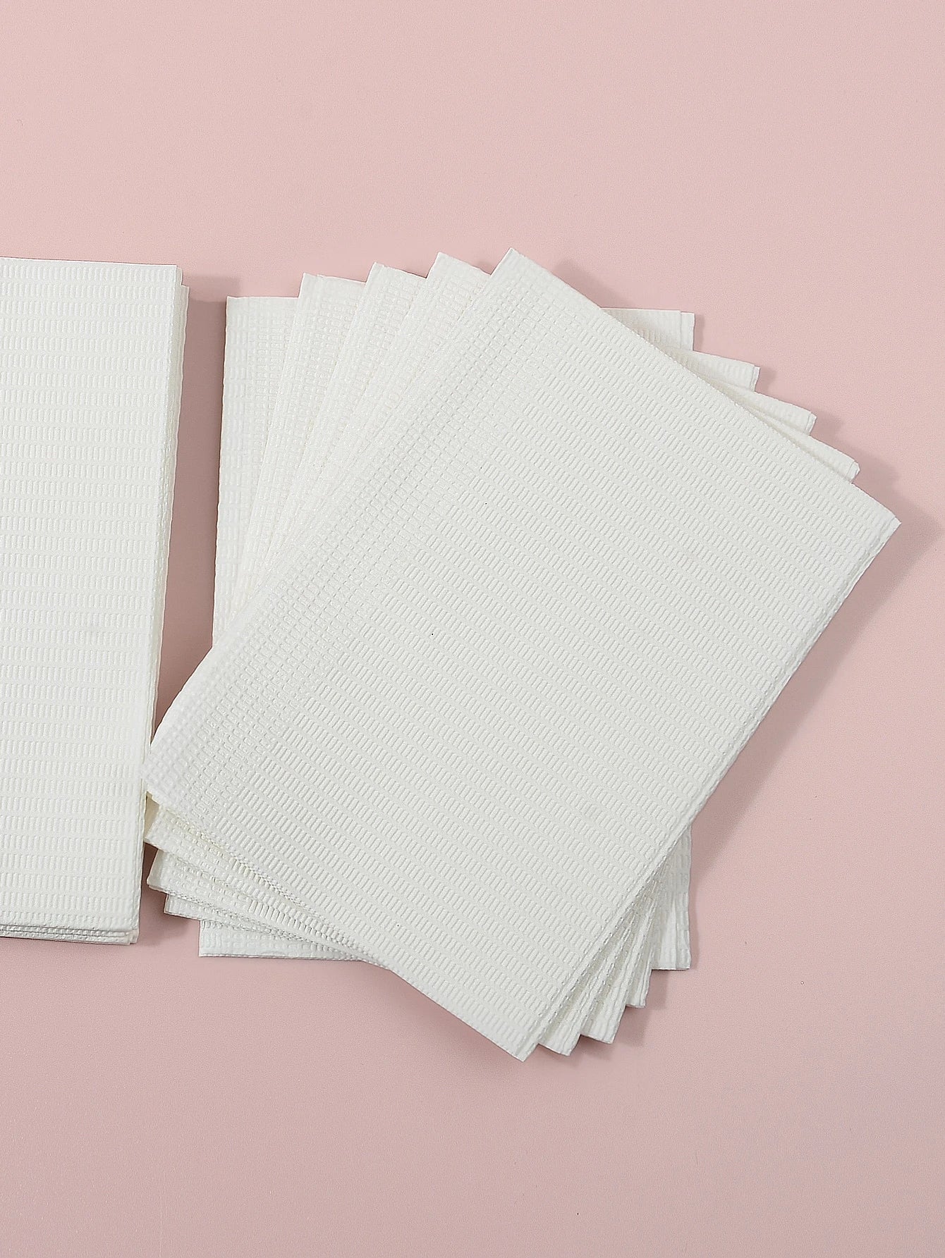 UNS White Waterproof Nail Table Disposable Towels 125pcs - Universal Nail Supplies