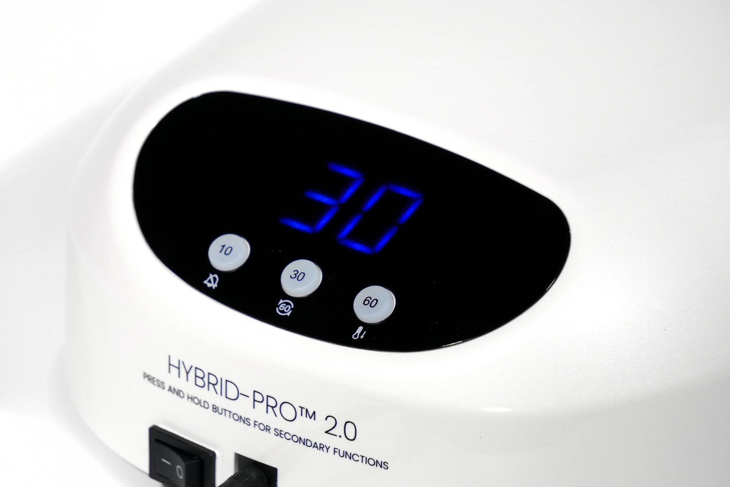 Luxio Akzentz Hybrid Pro 2.0 Smart Light screen detail showing gel polish application interface and LED display.