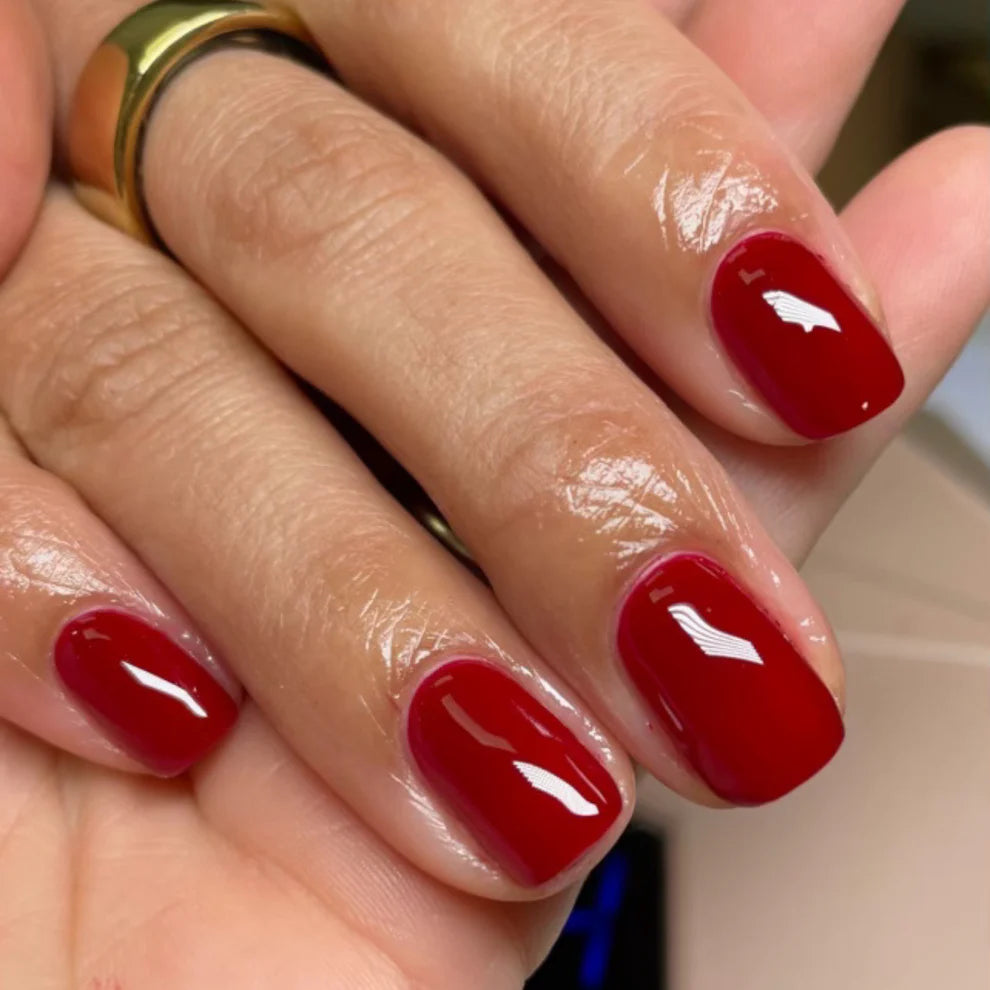 DND Daisy Gel Duo - Boston University Red #429 - Universal Nail Supplies