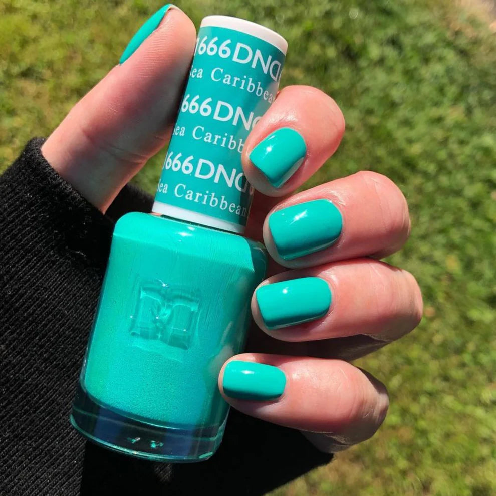 DND Daisy Gel Duo Caribbean Sea shade, featuring vibrant gel nail polish and lacquer in bright turquoise color.