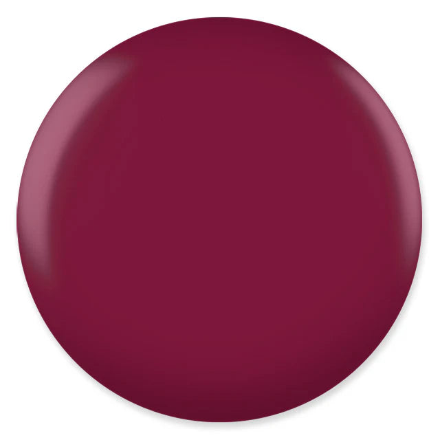 DND Daisy Gel Duo Cherry Berry #456 with swatches of gel nail polish and lacquer in a dual-pack set.