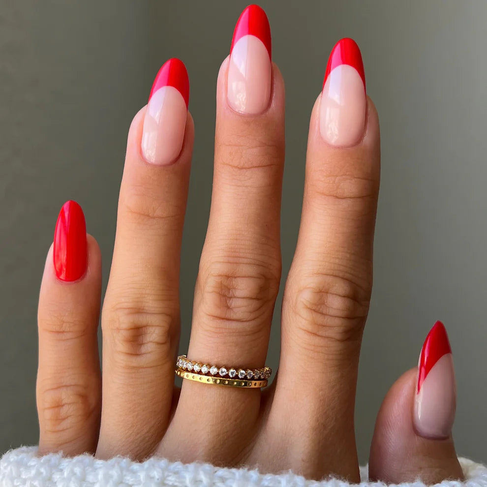 DND Daisy Gel Duo Chili Pepper nail polish and lacquer swatch showing vibrant red gel color and glossy finish.