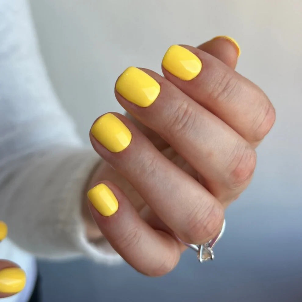 DND Daisy Gel Duo - Honey #745 - Universal Nail Supplies