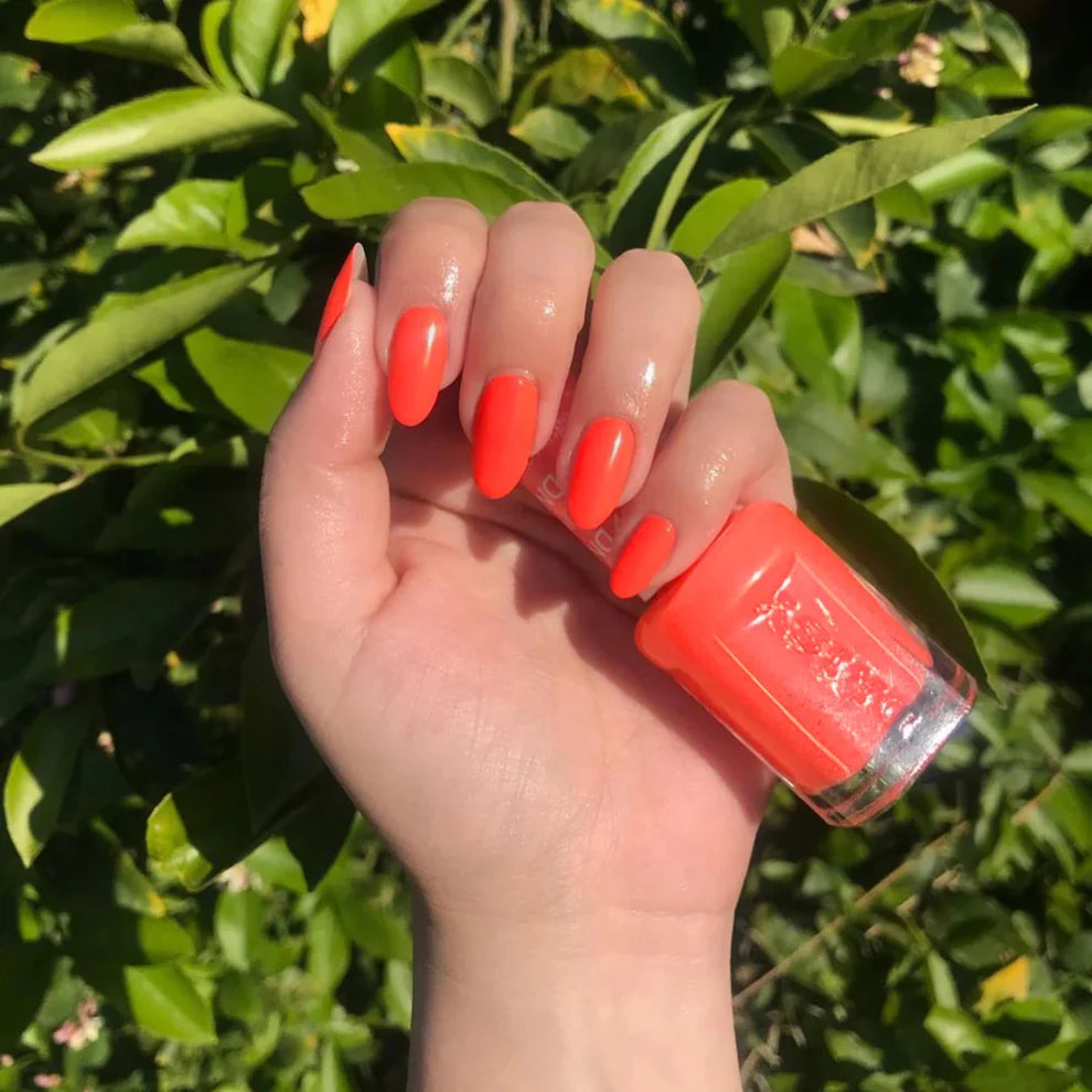 DND Daisy Gel Duo - Pastel Orange #426 - Universal Nail Supplies