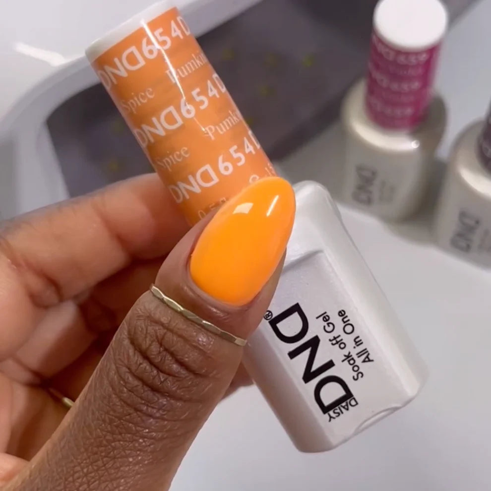 DND Daisy Gel Duo - Pumpkin Spice #654 - Universal Nail Supplies