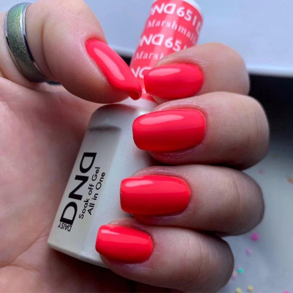 Swatch of DND Daisy Gel Duo Punch Marshmallow #651 featuring vibrant gel nail polish and lacquer in a bright, playful pink shade.