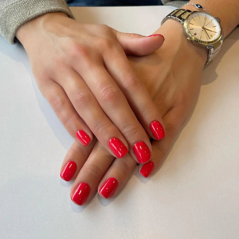 DND Daisy Gel Duo - Red Lake, MN #562 - Universal Nail Supplies