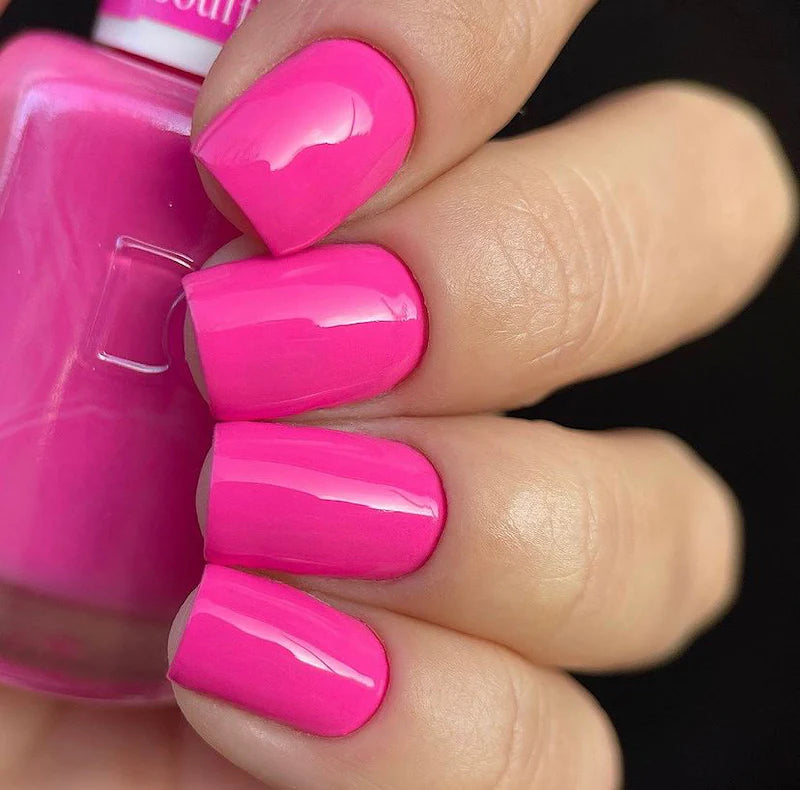 DND Daisy Gel Duo by Soulflower featuring vibrant yellow gel nail polish and lacquer for a bright, floral-inspired manicure.