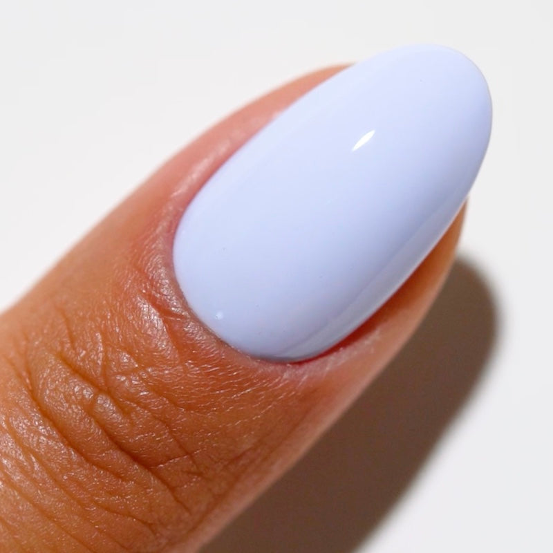 DND DC Gel Duo Periwinkle #2533 featuring vibrant gel nail polish and lacquer in a bright periwinkle shade.