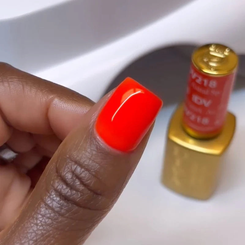 DND Diva Duo Gel & Polish Astral Spark 218 with shimmering gel nail polish and lacquer, displayed in a clear polish bottle.