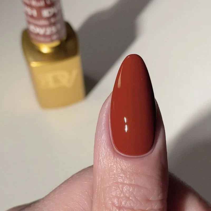 Dnd Diva Duo Gel & Polish - Chocolate Red 251 - Universal Nail Supplies