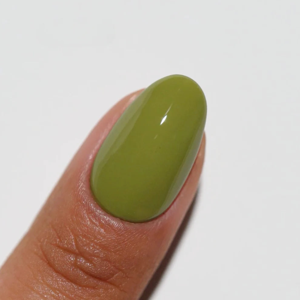 DND Diva Duo Gel & Polish in Dirty Martini 282, showcasing vibrant gel nail polish and lacquer with a glossy finish.