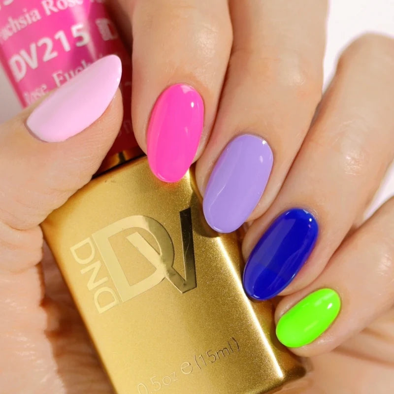 DND Diva Duo Gel & Polish in Fuchsia Rose 215 showing a vibrant pink gel nail polish and lacquer bottle with a glossy finish.