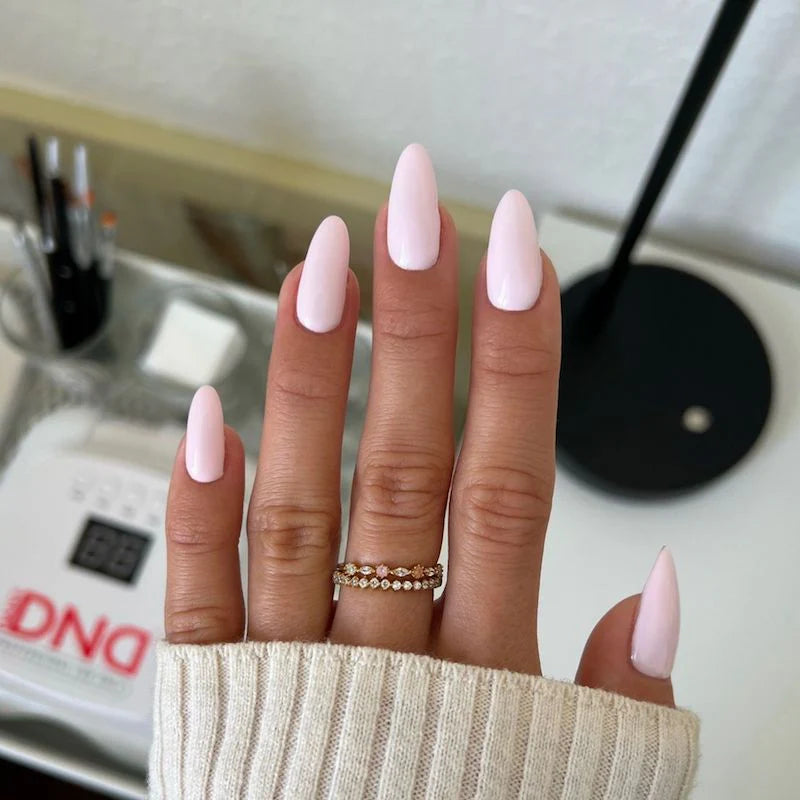 DND Diva Duo Gel & Polish in Little Miss Pointe 110, swatch showing vibrant gel nail polish and lacquer finish.