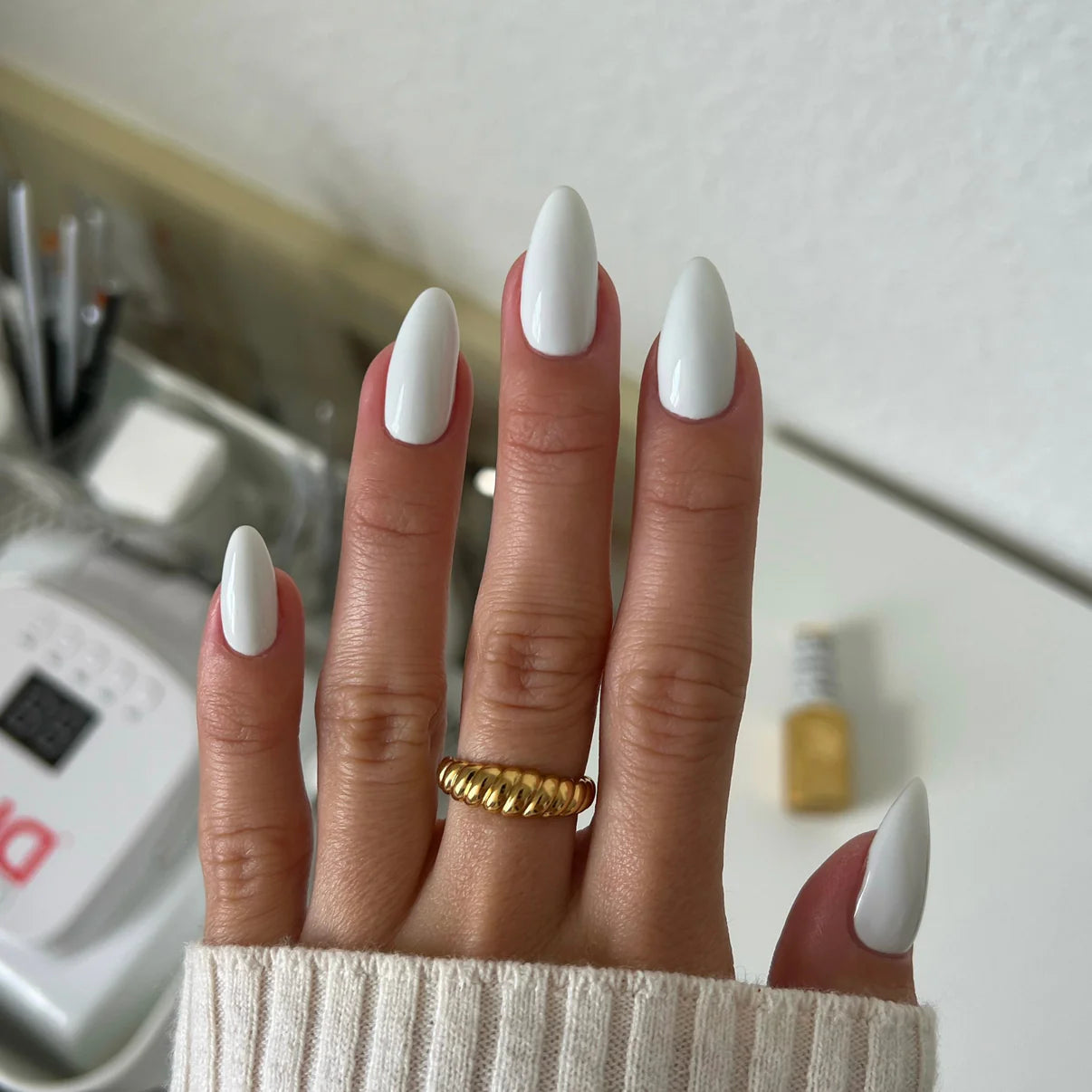 DND Diva Duo Gel & Polish - Smokey White 038 - Universal Nail Supplies
