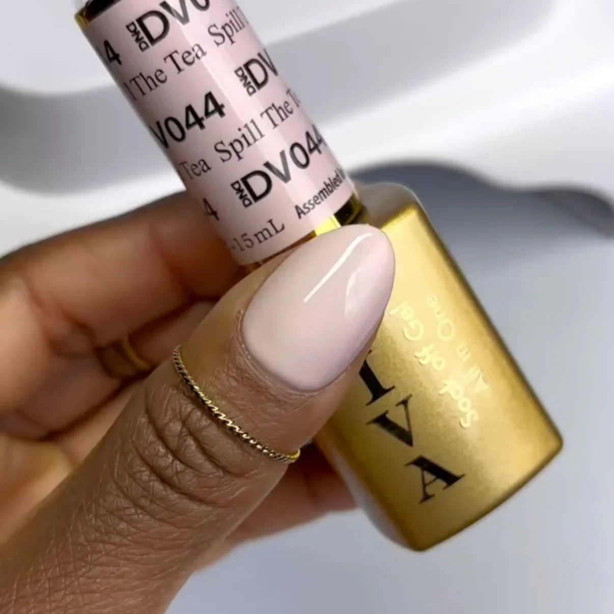 DND Diva Duo Gel & Polish - Spill The Tea 044 - Universal Nail Supplies