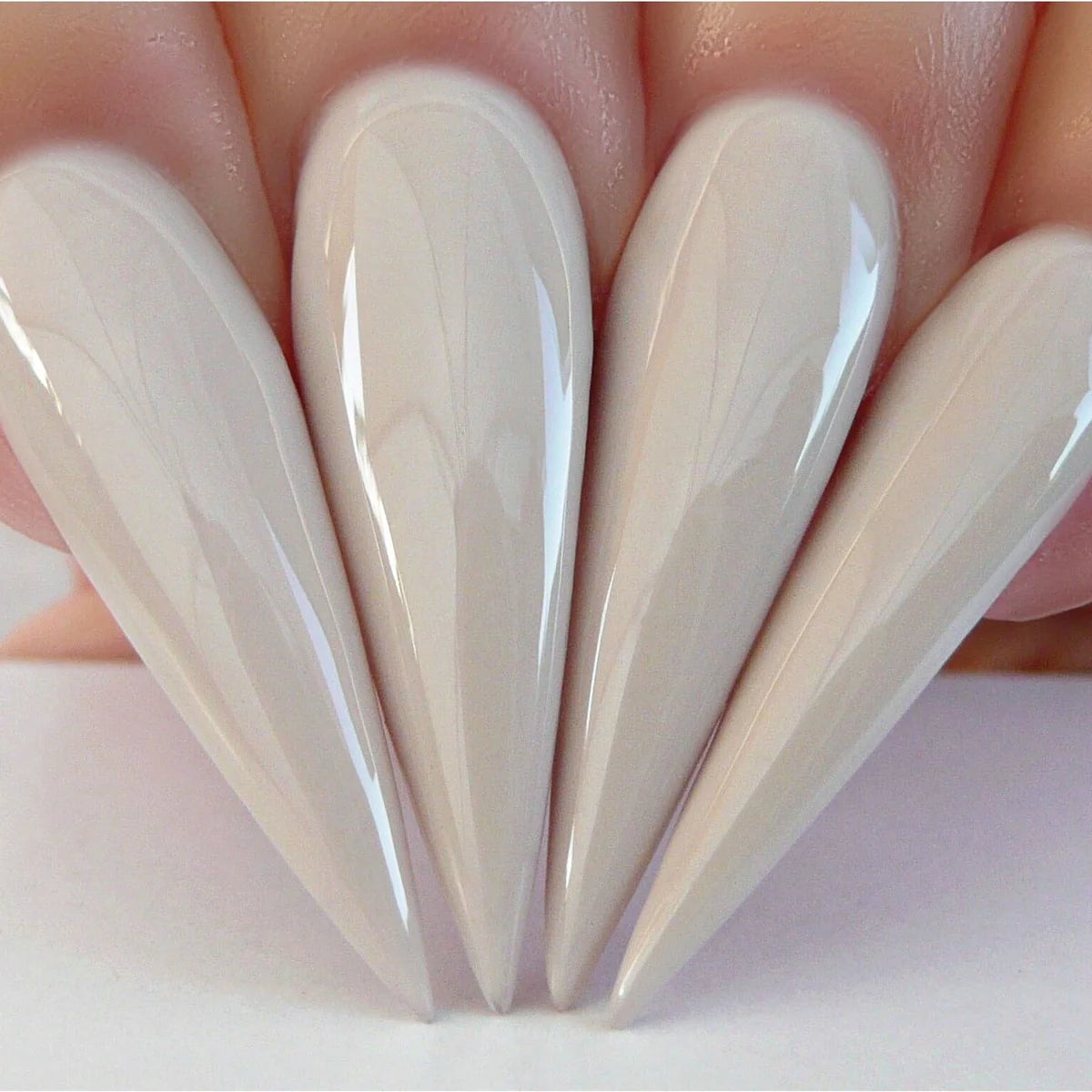 Kiara Sky Gel + Matching Lacquer - Soho #591 (Clearance) - Universal Nail Supplies