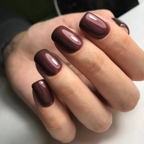 Luxio Luxio Soak-Off Gel Polish in Anticipation Sparkle, 15ml bottle with shimmering gel finish displayed in the image.