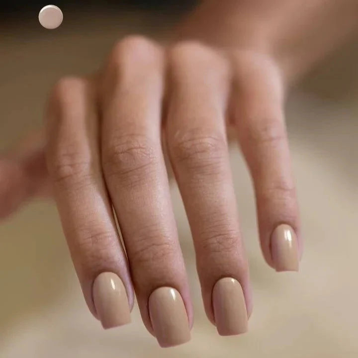 Luxio Luxio Soak-Off Gel Polish Arid with shimmer in 15ml bottle, perfect for long-lasting, stylish gel nails