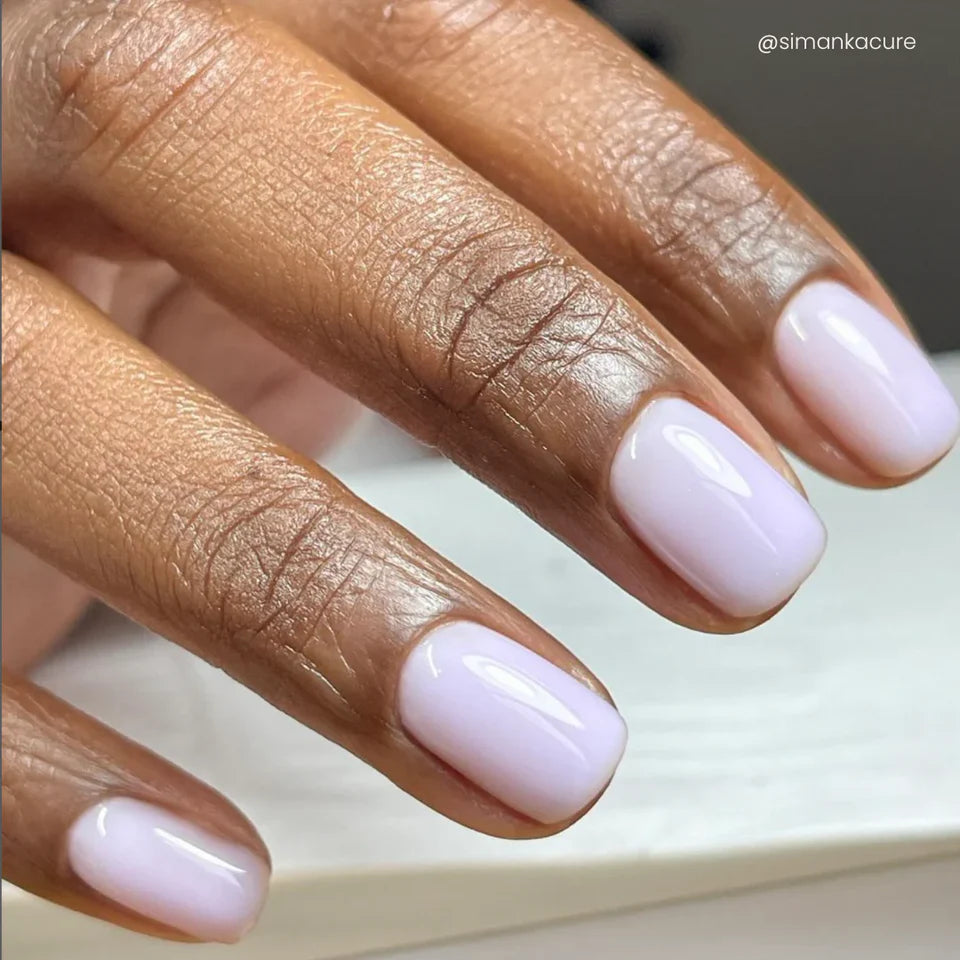 Luxio Breeze Soak-Off Gel Polish in 15ml jar, sheer gel formula with a smooth, glossy finish for manicures and nail art.