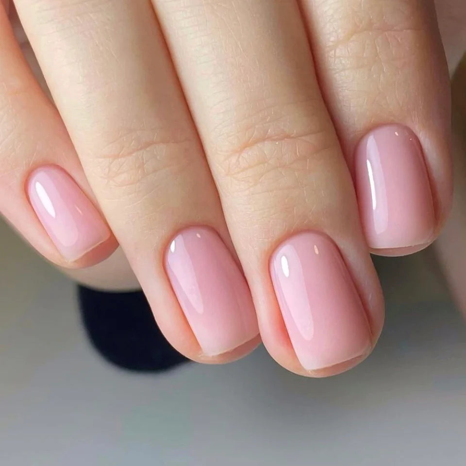 Luxio Soak-Off Gel Polish Innocent, sheer 15ml bottle with clear, glossy finish and brand label on a white background