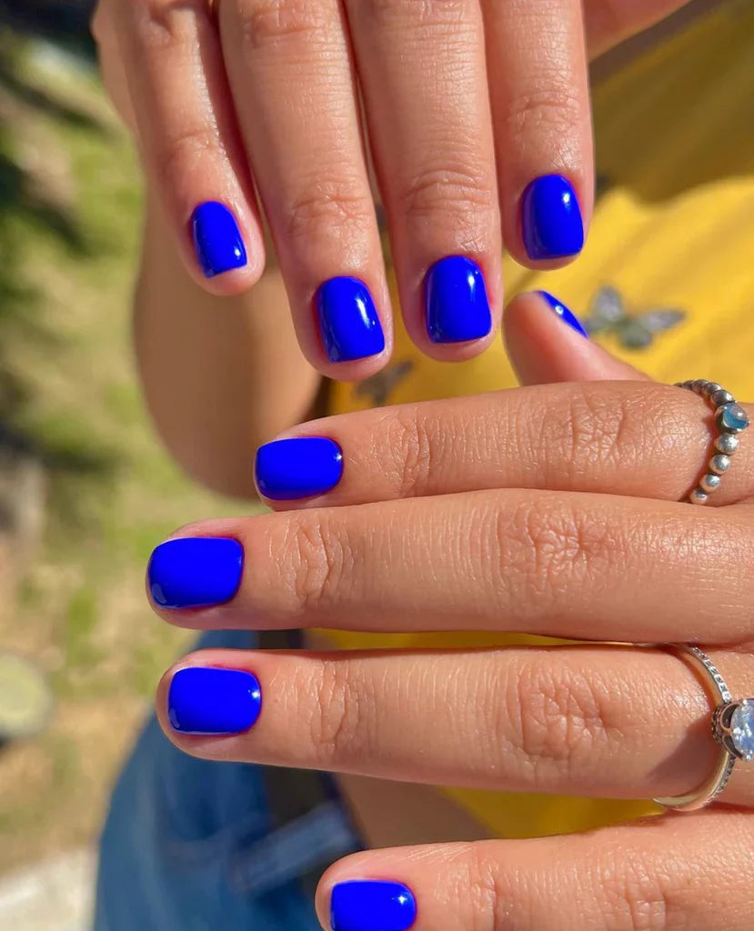 Luxio Soak-Off Gel Polish in 15ml bottle, modern design, showcasing the Luxio brand and vibrant gel polish color.