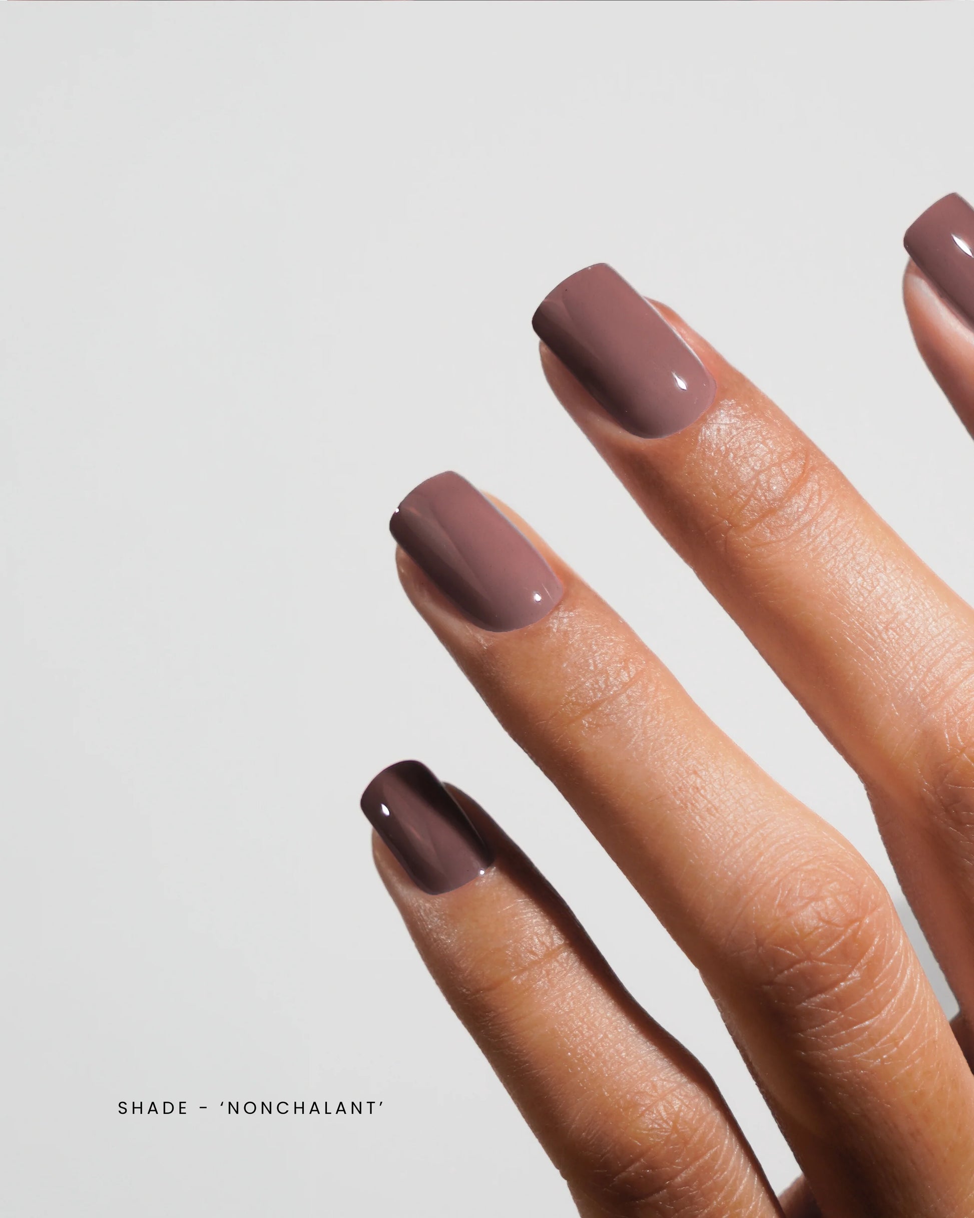 Luxio Soak-Off Gel Polish Nonchalant 15ml bottle, TPO-Free, featuring a sleek design and vibrant color for professional nail art.