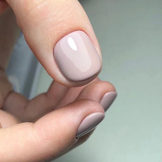 Luxio Luxio Soak-Off Gel Polish Prim 15ml bottle, featuring a sleek black cap and clear label displaying the product name.