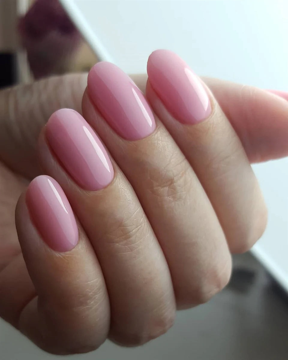 Luxio Soak-Off Gel Polish Romance 15ml bottle with sleek black cap and clear label, designed for professional gel manicures.