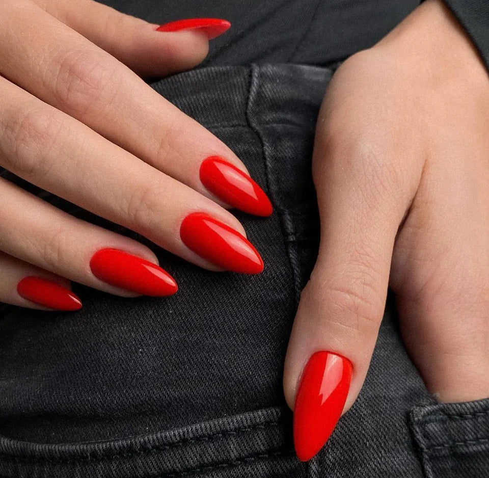 Luxio Luxio Soak-Off Gel Polish Runway 15ml bottle, showcasing vibrant gel nail color with a sleek packaging design.