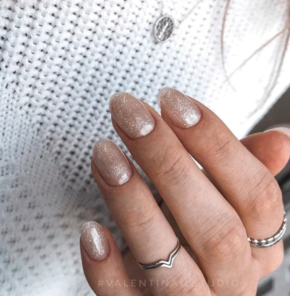 Luxio Luxio Soak-Off Gel Polish Stardust with sparkle finish, 15ml bottle, vibrant nail color and shimmer effect.