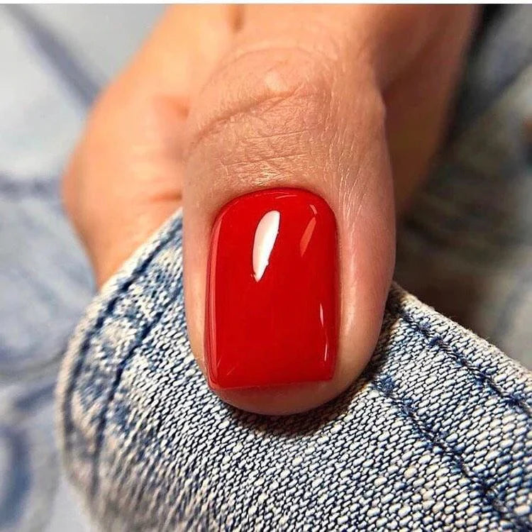 Luxio Soak-Off Gel Polish in Tantalizing 15ml bottle, vibrant gel nail color from Luxio brand, shown in the image.
