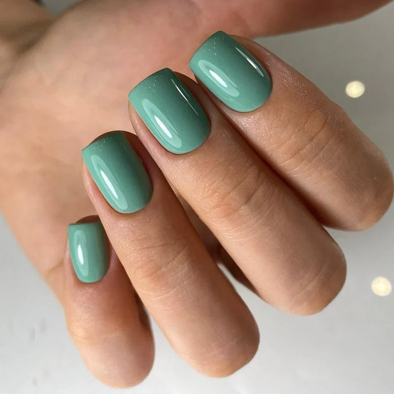 Luxio Soak-Off Gel Polish Tiffany in 15ml bottle, vibrant turquoise color, for professional gel manicures and nail art.