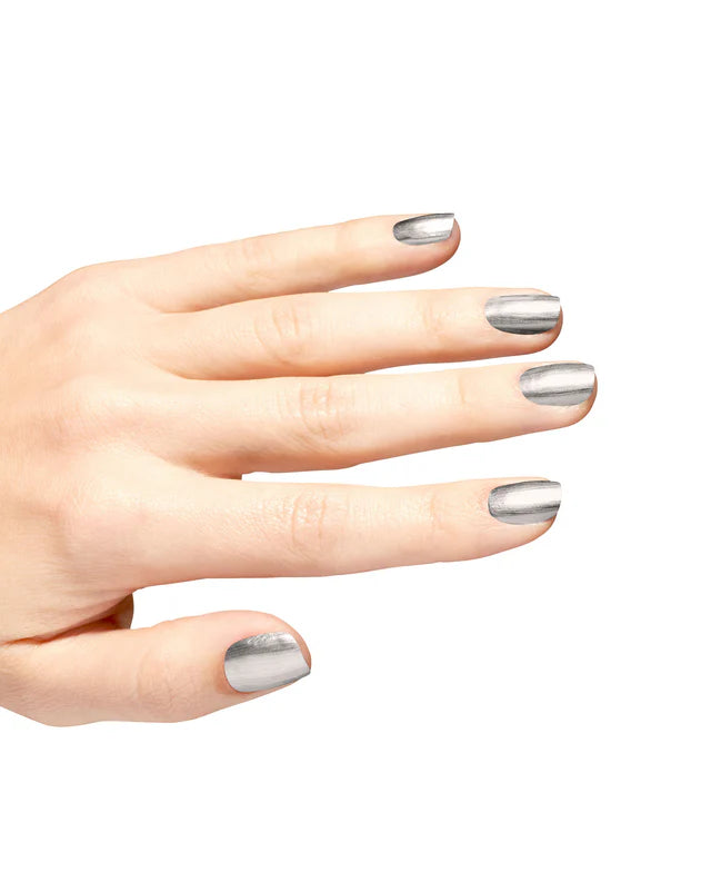 OPI GelColor and matching lacquer Chrome Clawz F024 nail set with shiny chrome finish on natural nails, close-up view of manicured fingers
