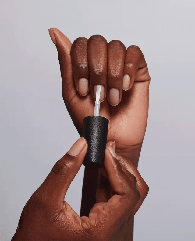 OPI Chipskip™ Primer for nail treatments, showing a close-up image of the primer bottle with a white cap and clear label.