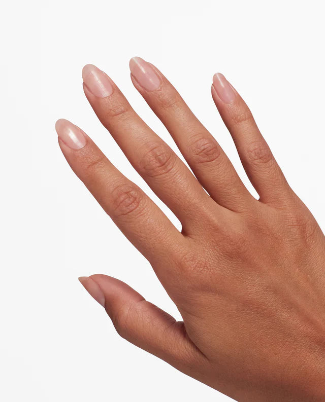 OPI Chipskip™ Primer bottle from OPI Nail Treatments, used to prepare nails for polish application and improve adhesion.
