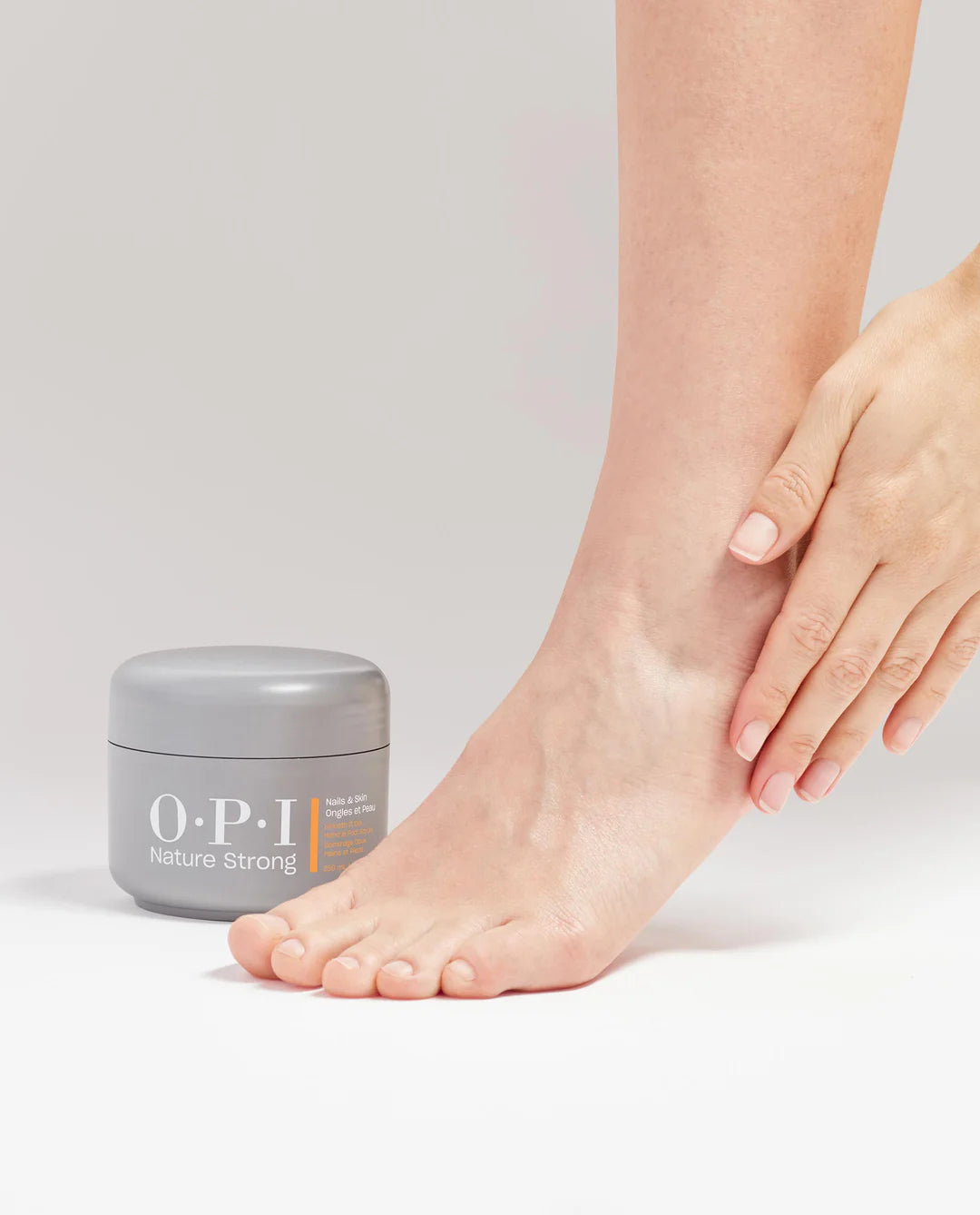 OPI Nature Strong - Smooth It Out Hand & Foot Scrub 250 mL - Universal Nail Supplies
