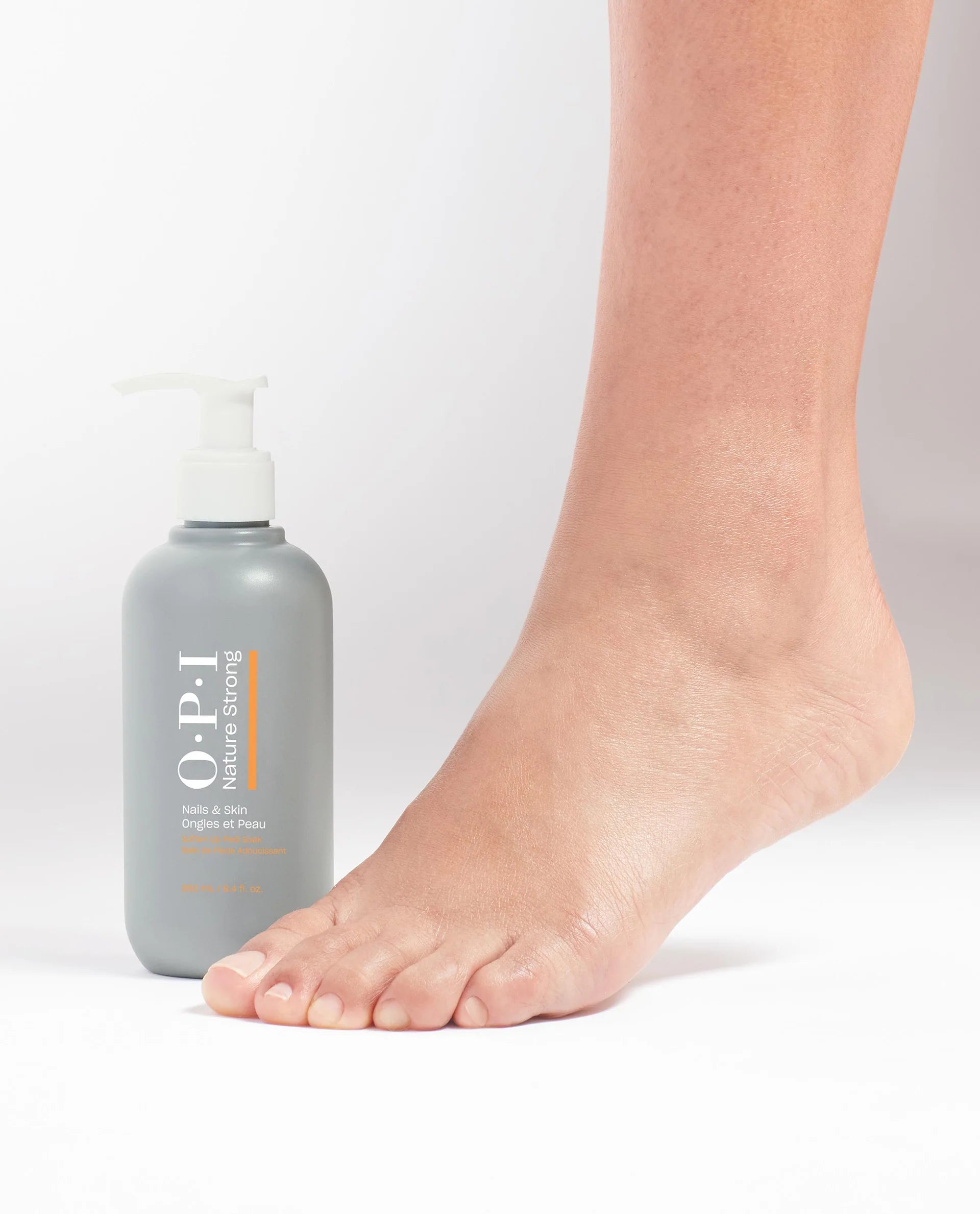 OPI Nature Strong - Soften Up Pedi Soak 250 mL - Universal Nail Supplies