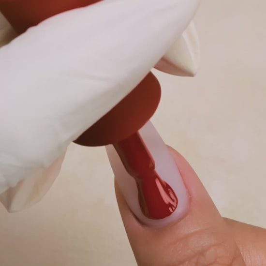 Kiara Sky Gel Polish Pro Hema-Free & TPO-Free Hanging By A Red HFG122