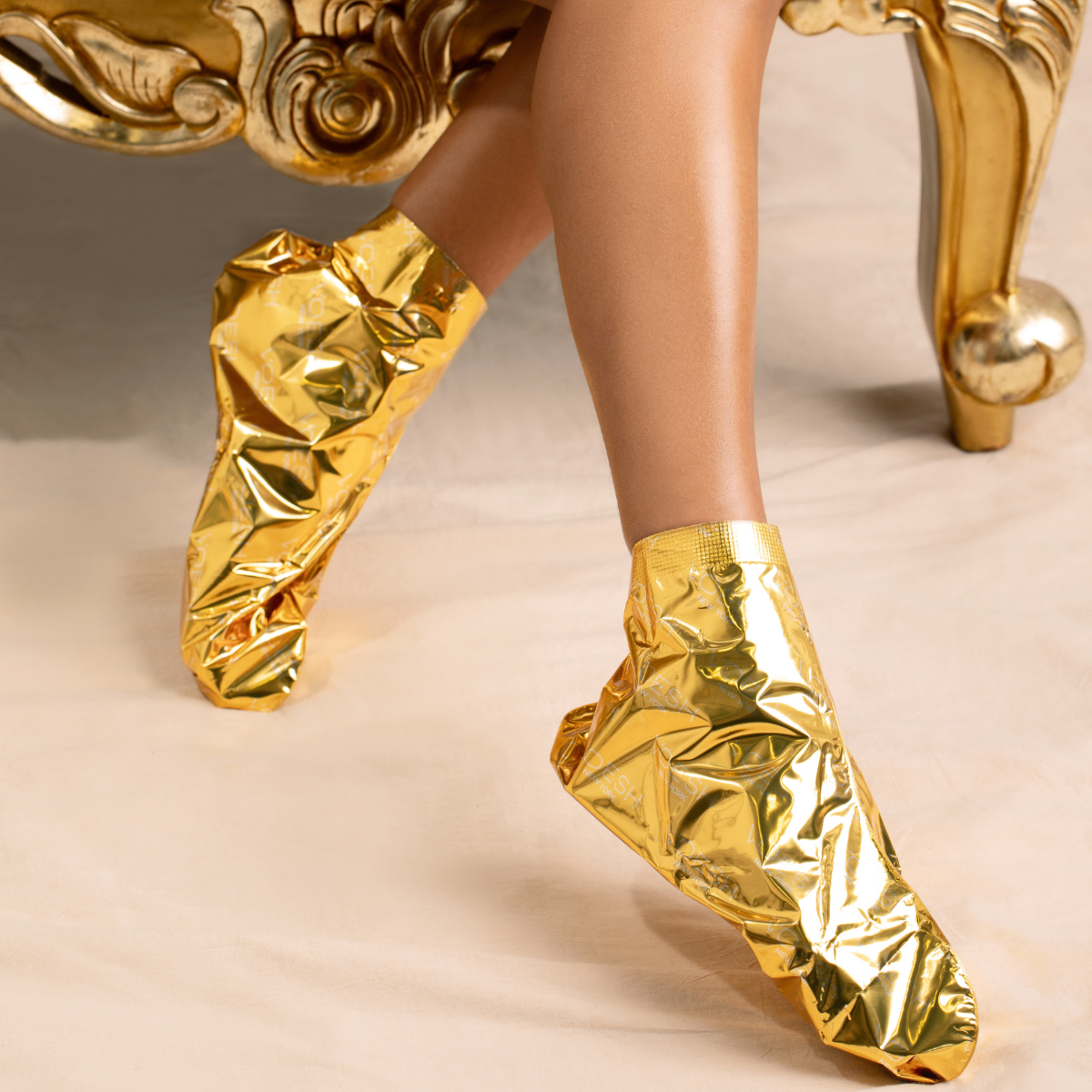 Voesh - Collagen Socks Imperial Gold - Universal Nail Supplies